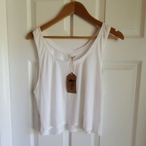 Muscle crop tank